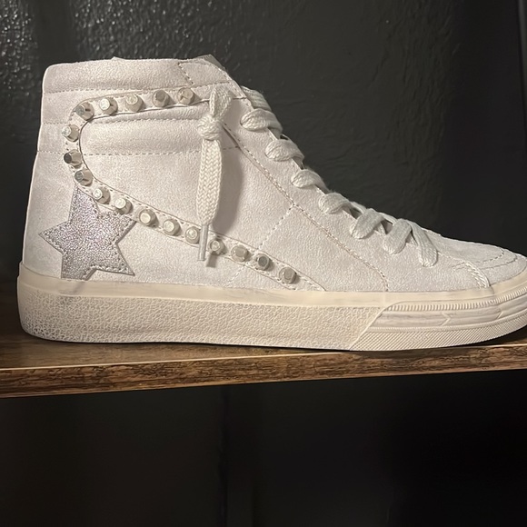 ShuShop RiRi - Picture 2 of 4